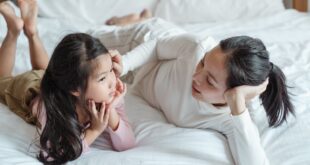 8 Penyebab Anak Terlambat Bicara dan Cara Mengatasinya